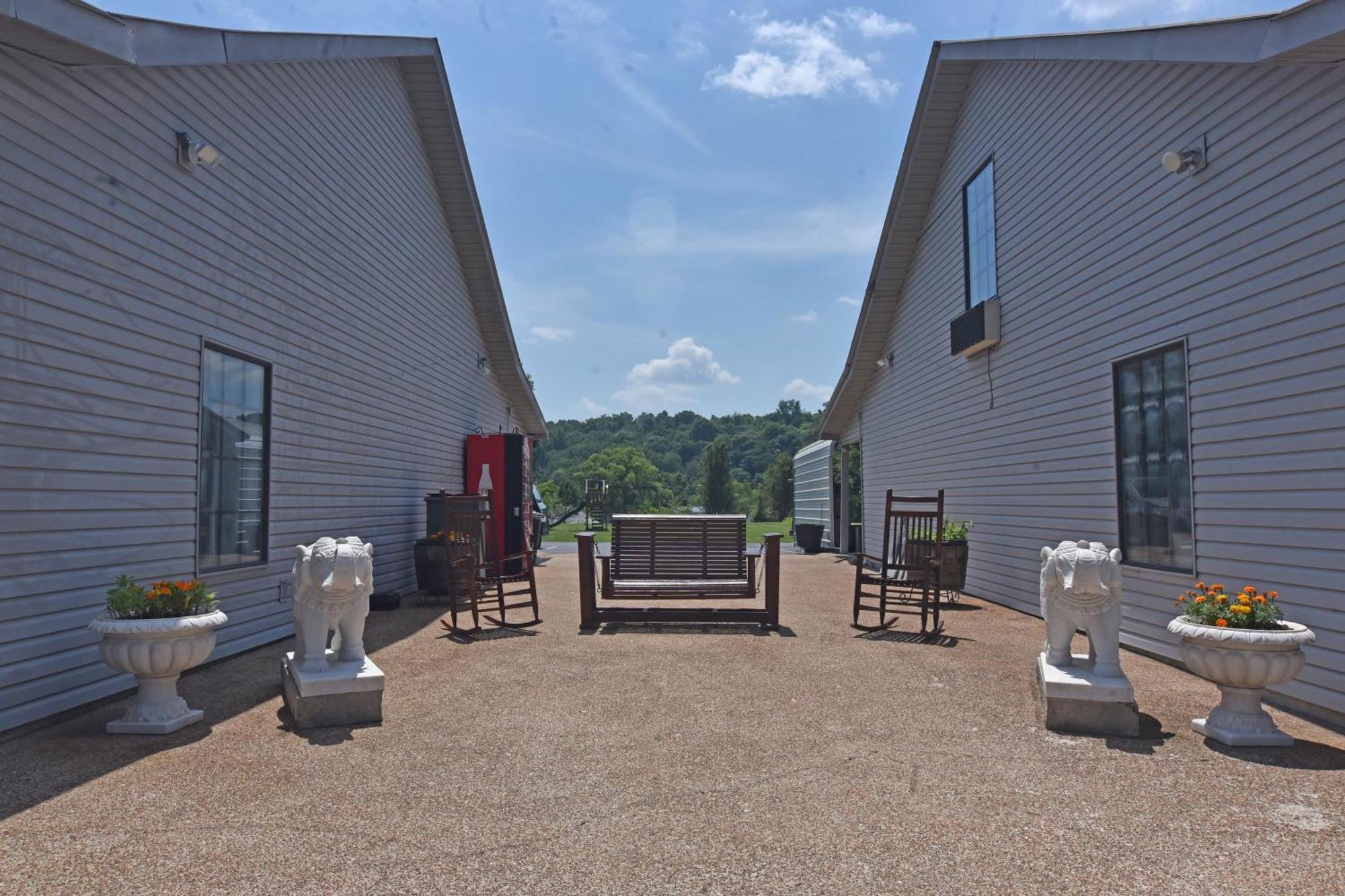 Lynchburg Country Inn Exterior foto